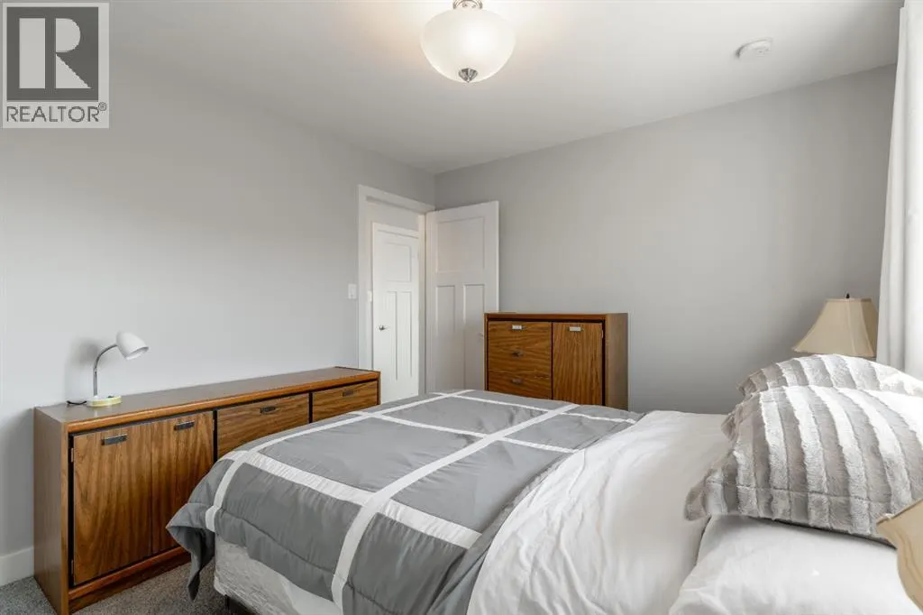875 Miners Boulevard W