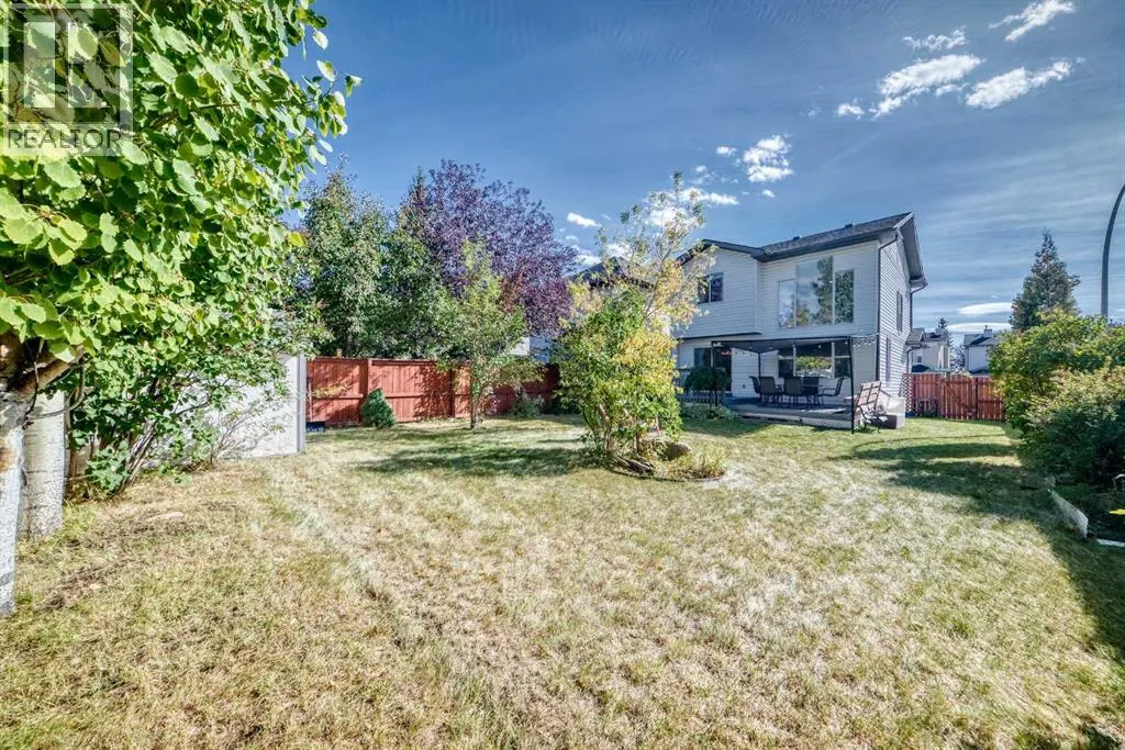 202 Bridlewood Court SW