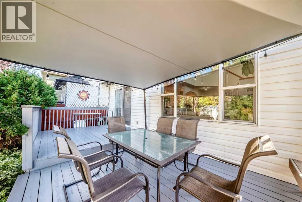 202 Bridlewood Court SW