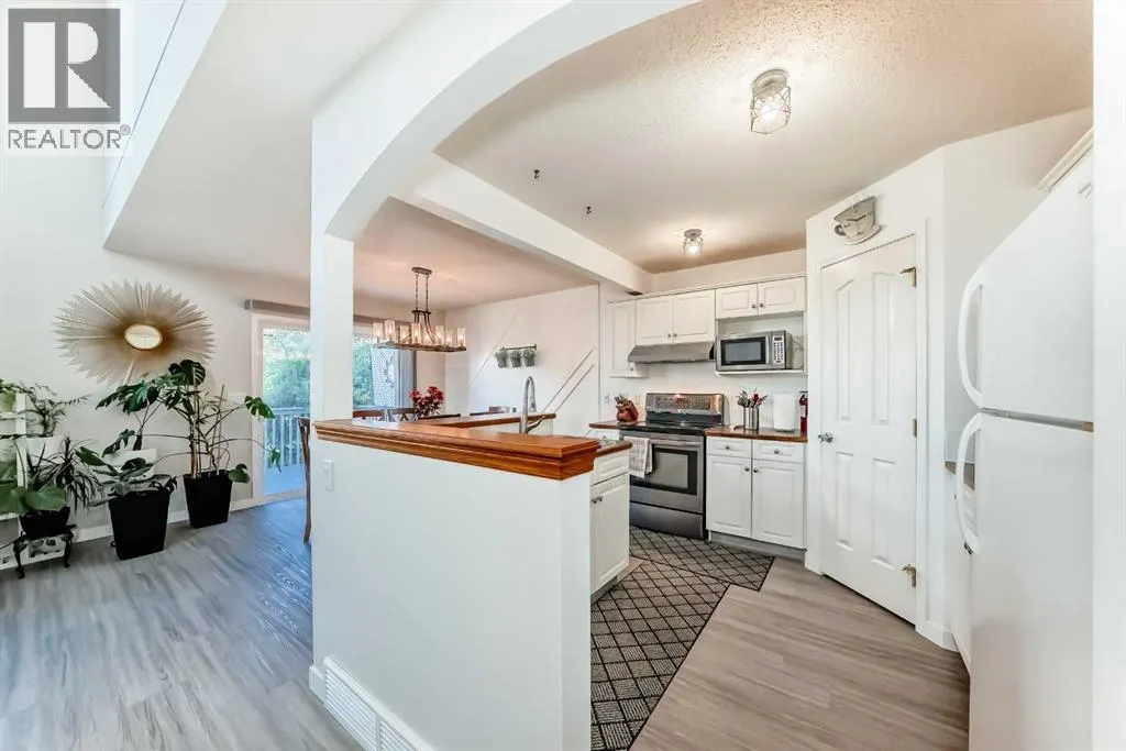 202 Bridlewood Court SW