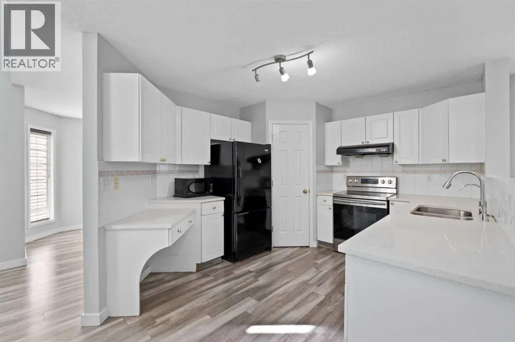 14 Tarington Park NE