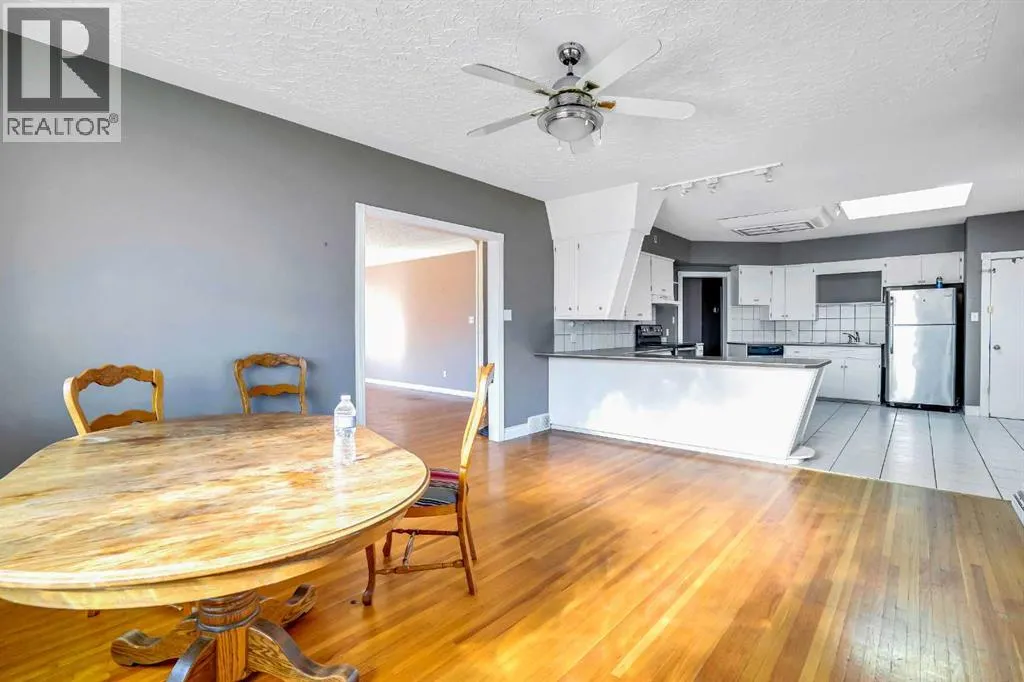 185 Cornwallis Drive NW