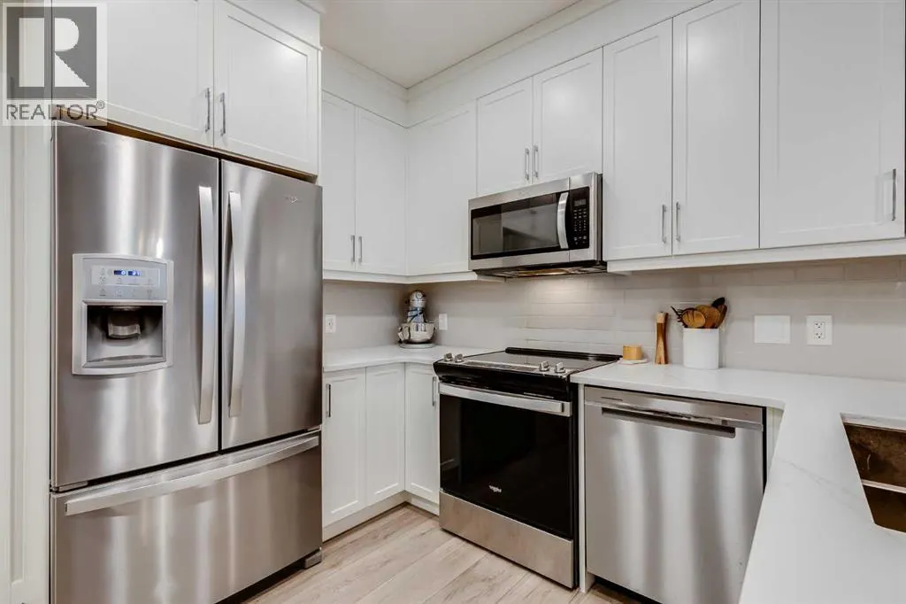 3204, 80 Greenbriar Place NW