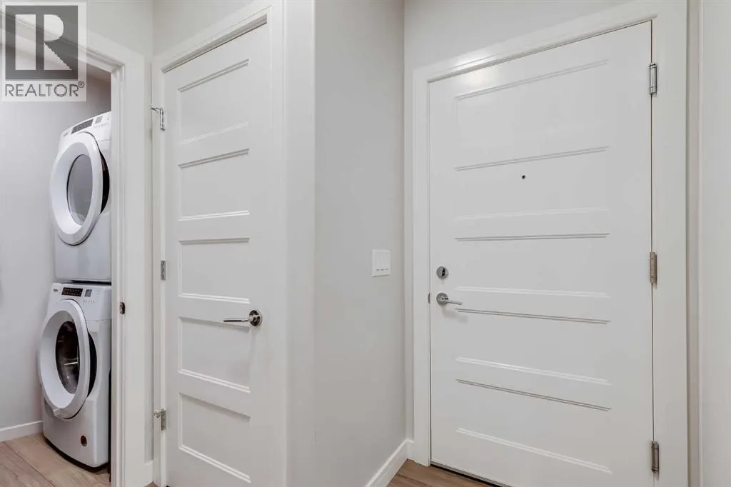 3204, 80 Greenbriar Place NW