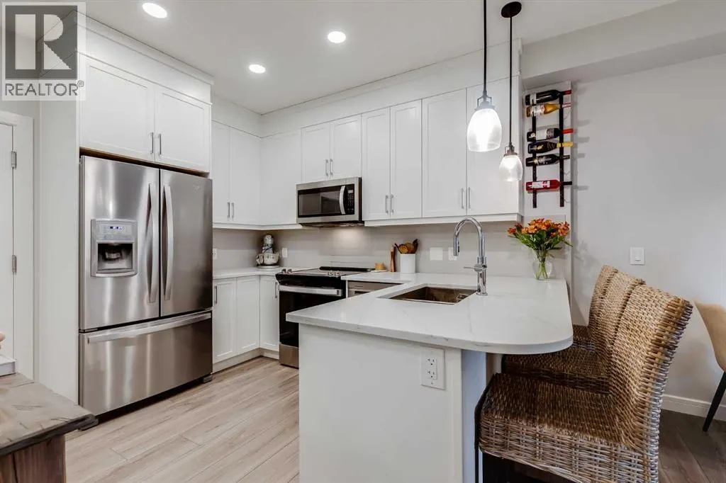 3204, 80 Greenbriar Place NW