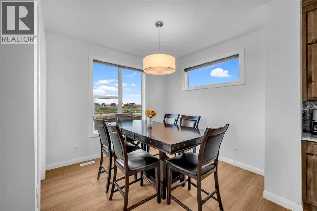 628 West Lakeview Drive