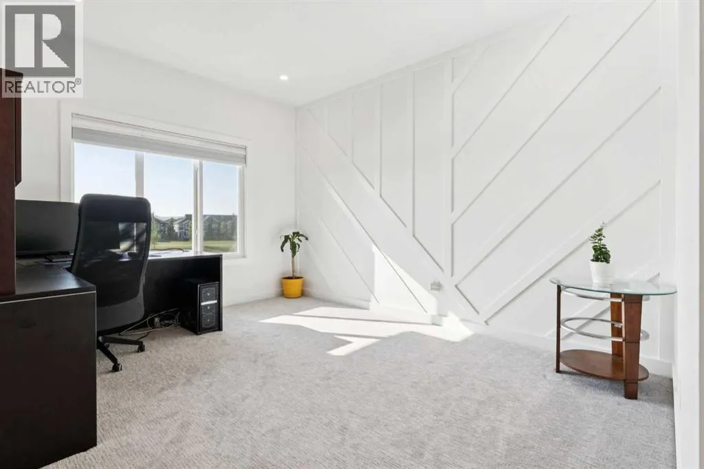 51 Midgrove Drive SW
