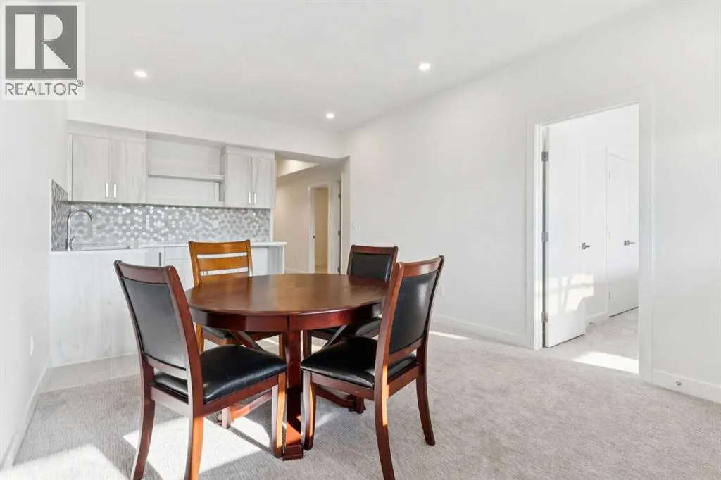 51 Midgrove Drive SW