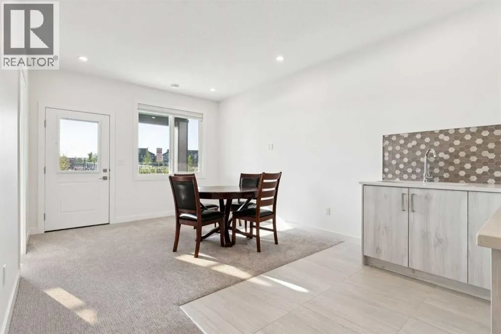 51 Midgrove Drive SW