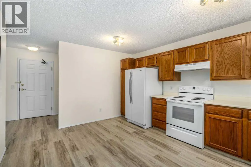 221, 20 Coachway Road SW