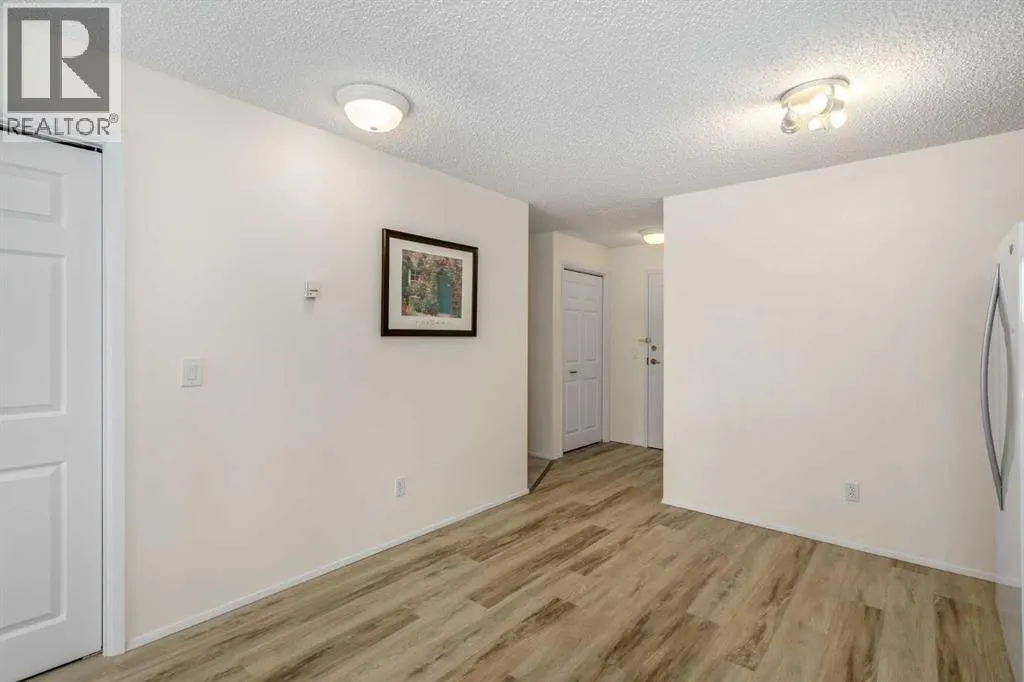 221, 20 Coachway Road SW