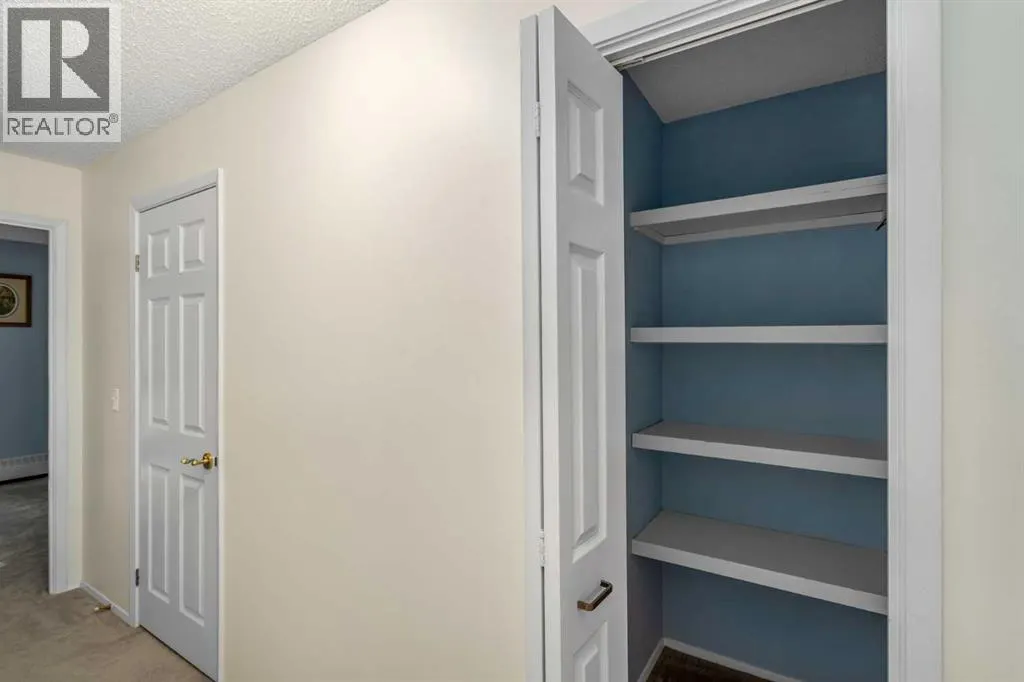 221, 20 Coachway Road SW