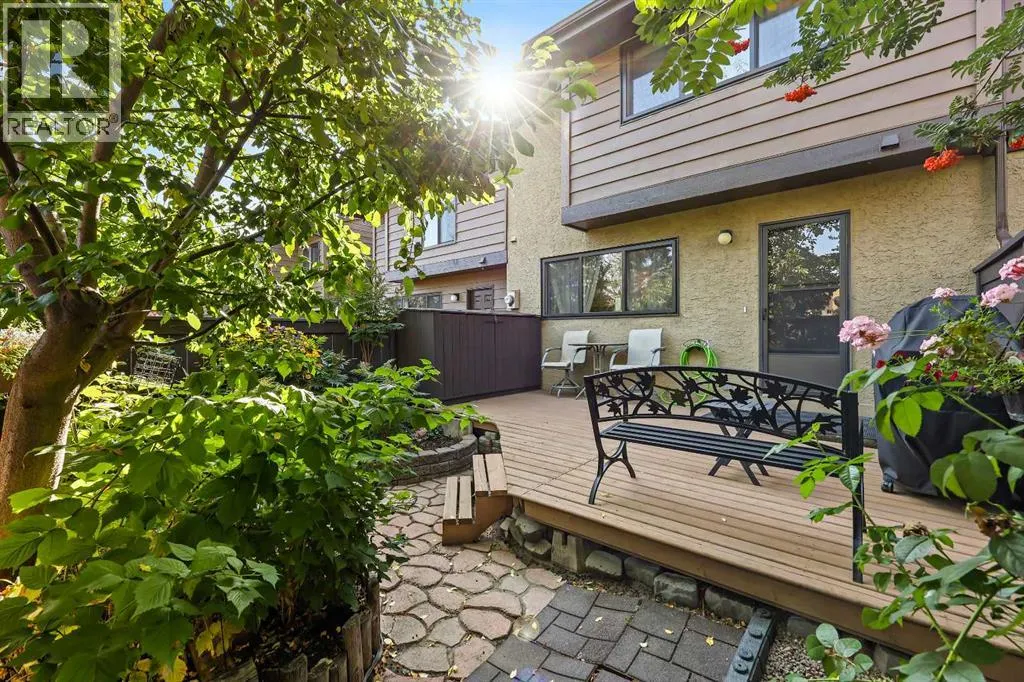 95, 2300 Oakmoor Drive SW