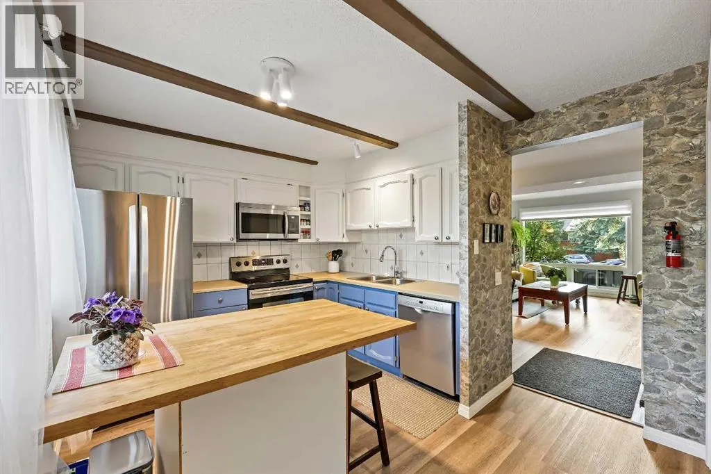 95, 2300 Oakmoor Drive SW