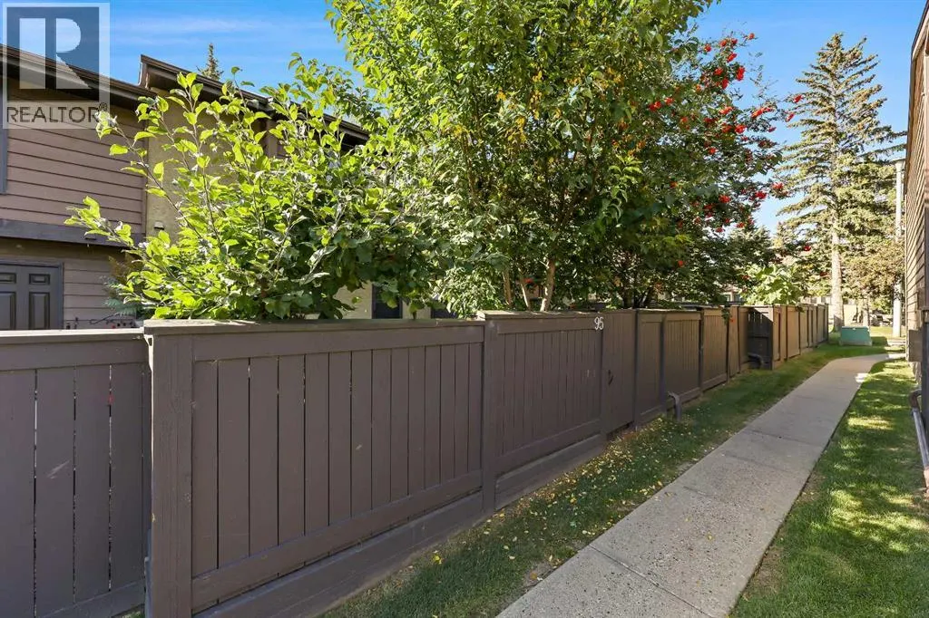 95, 2300 Oakmoor Drive SW