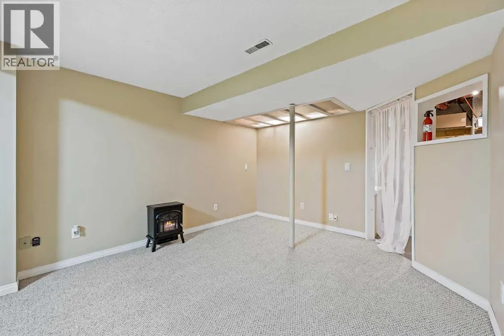 95, 2300 Oakmoor Drive SW
