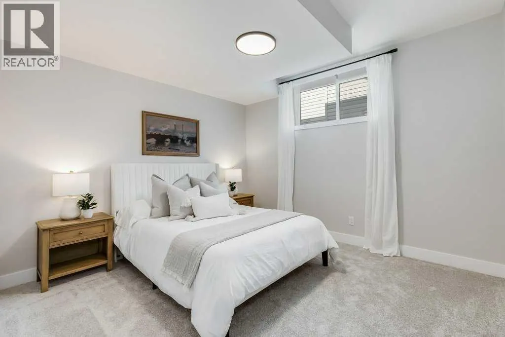 201 Thornleigh Close SE