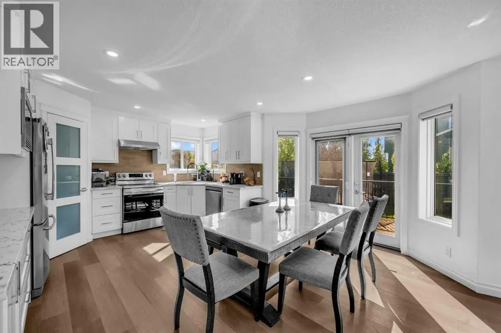 80 Canoe Square SW