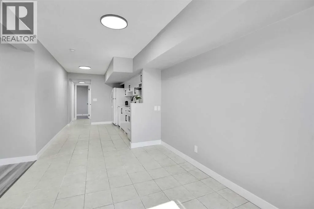 216 Templevale Road NE