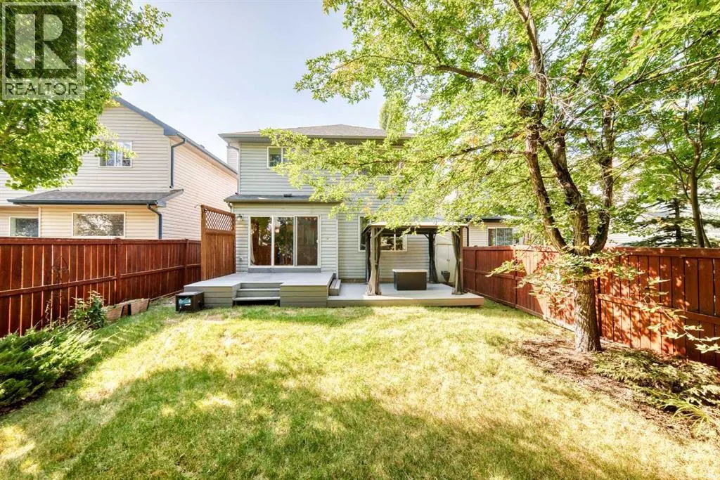 176 Cranwell Crescent SE