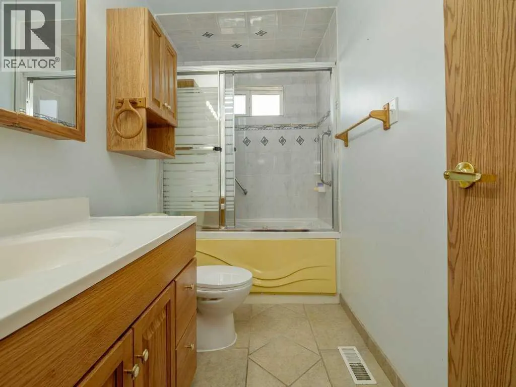 43 Ryerson Road W