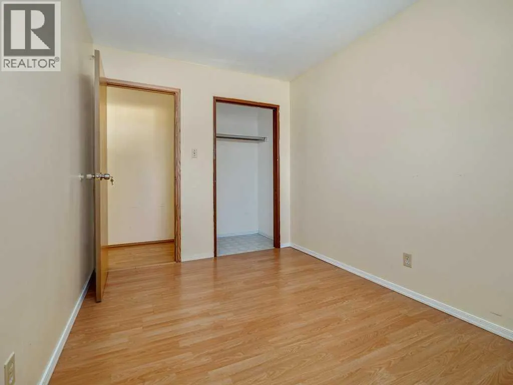43 Ryerson Road W