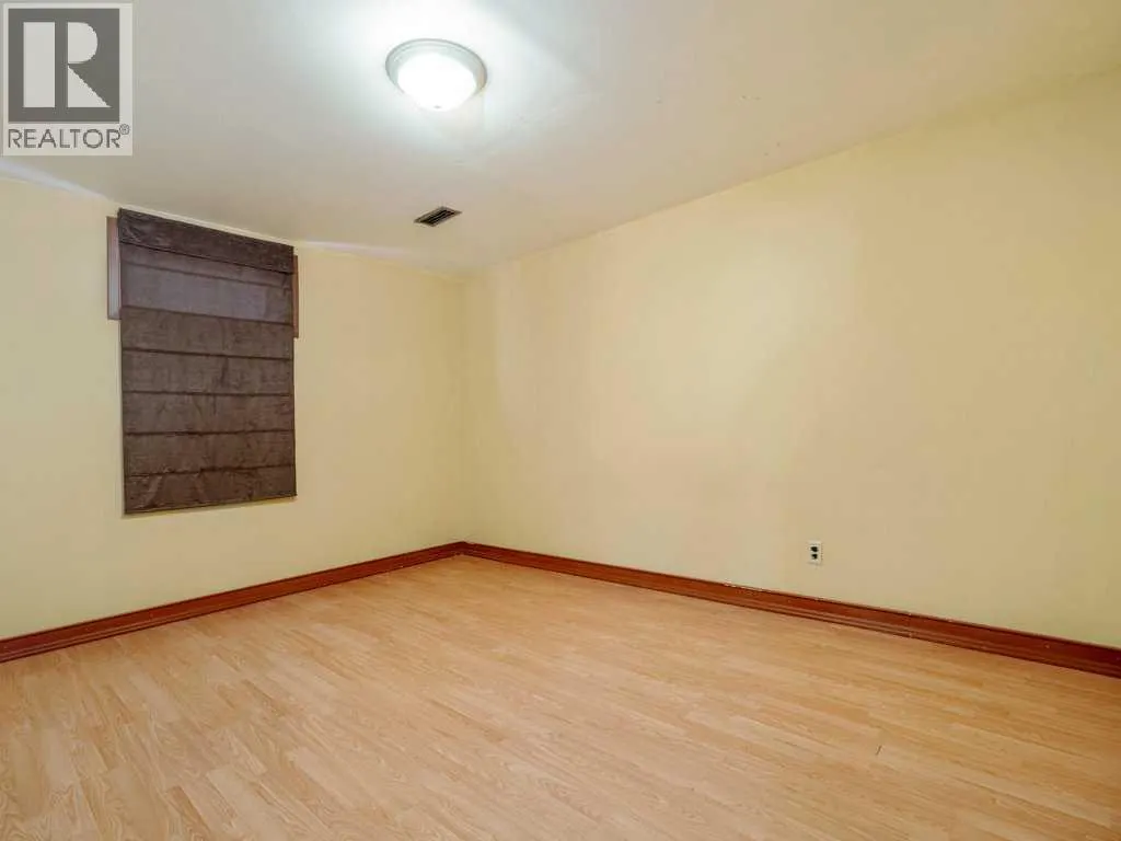 43 Ryerson Road W