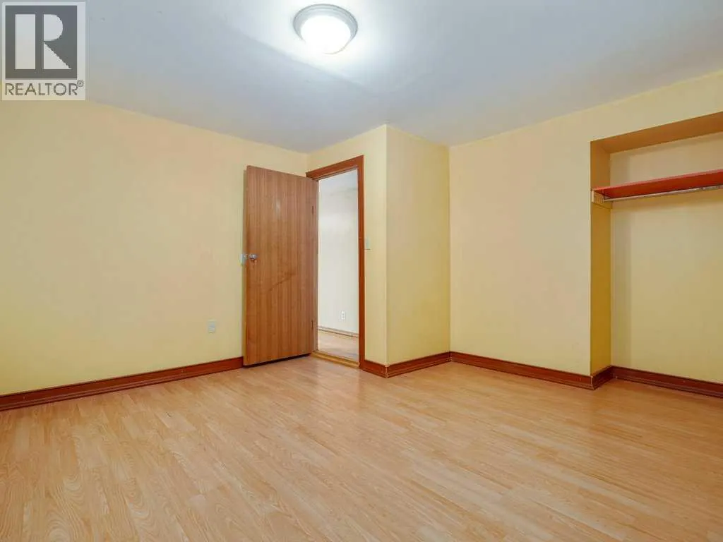 43 Ryerson Road W