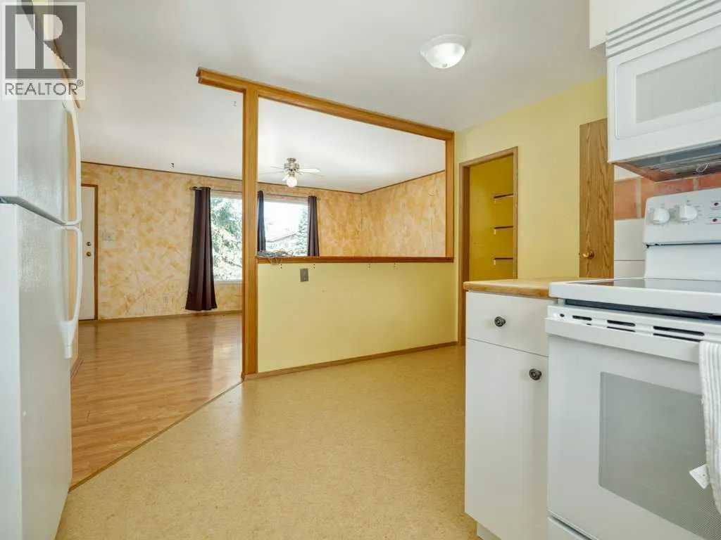 43 Ryerson Road W