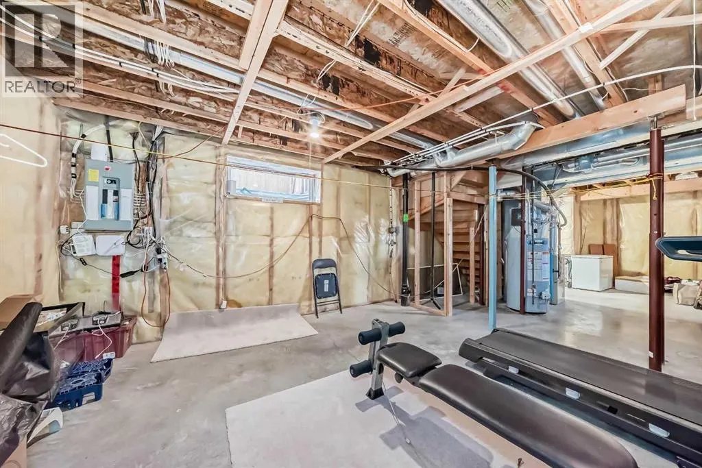 28 Country Hills Manor NW