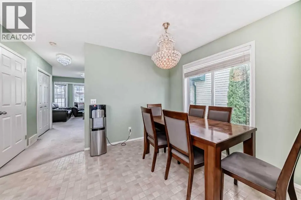 28 Country Hills Manor NW