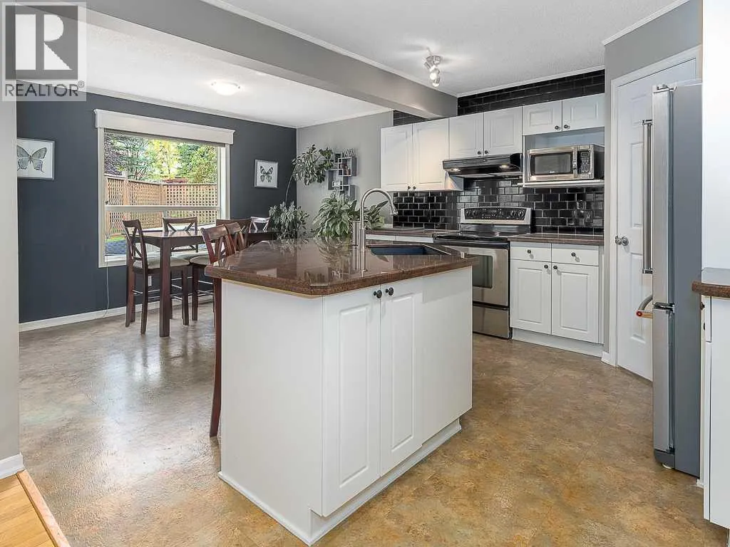 323 Bridlewood Circle SW