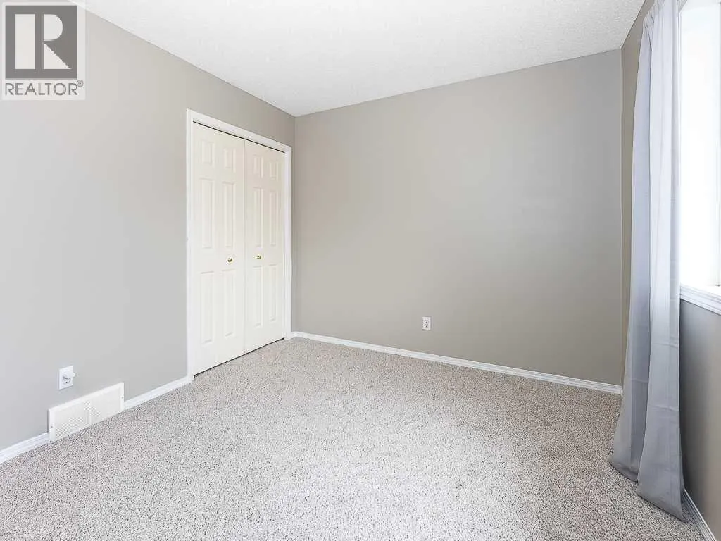 323 Bridlewood Circle SW