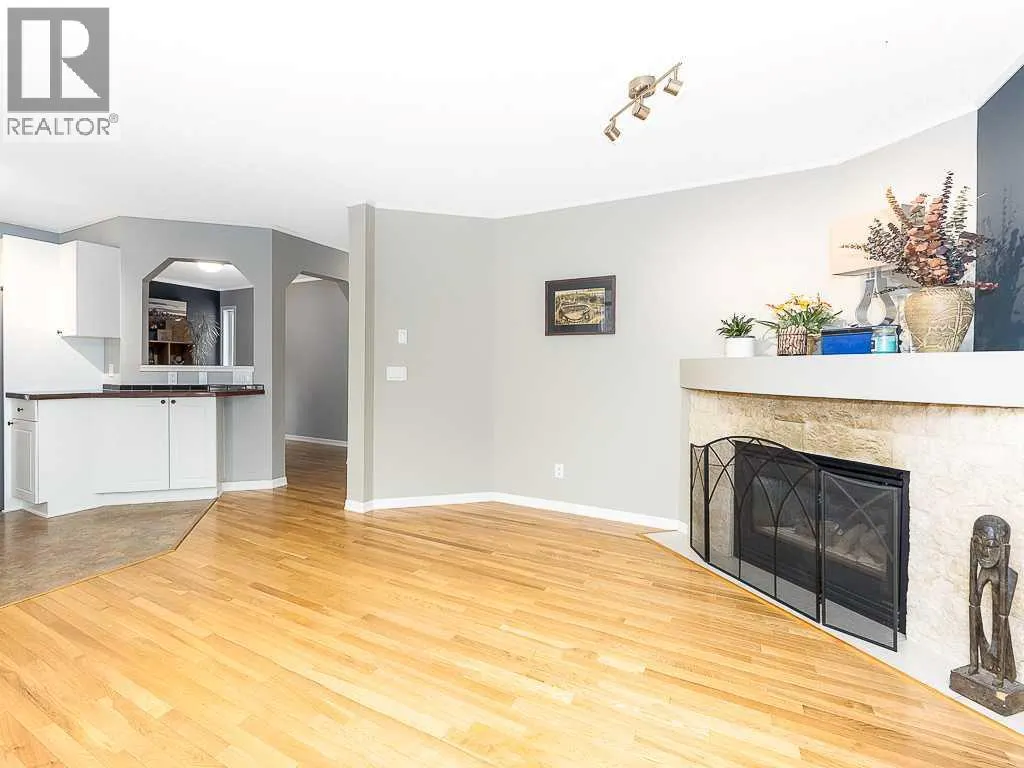 323 Bridlewood Circle SW