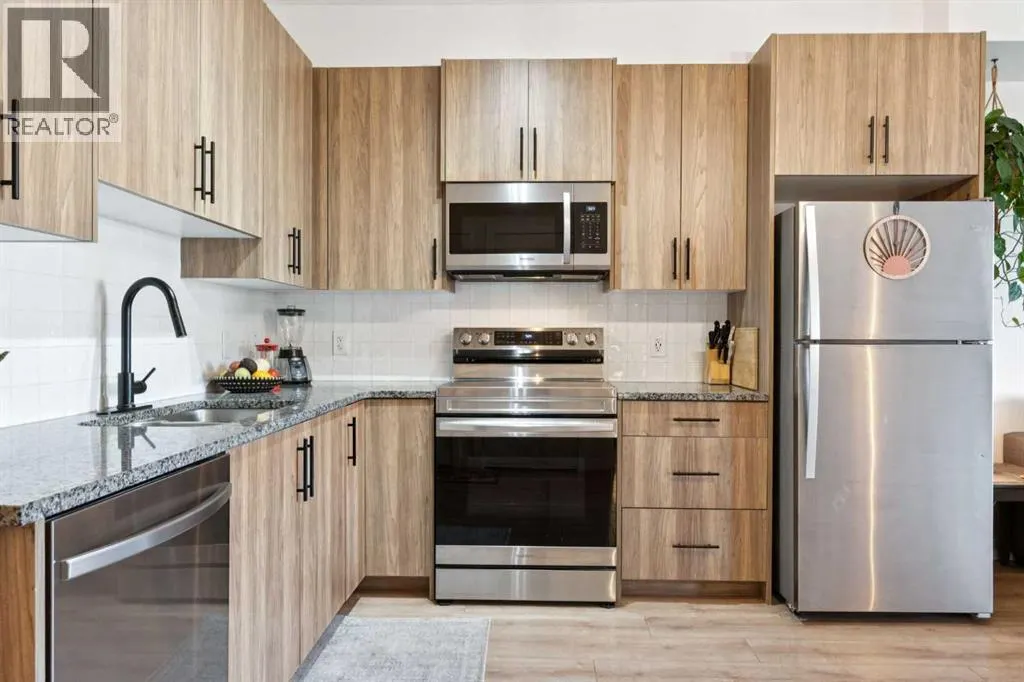 205, 24 Sage Hill Terrace NW