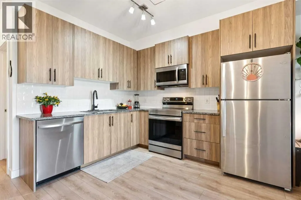 205, 24 Sage Hill Terrace NW