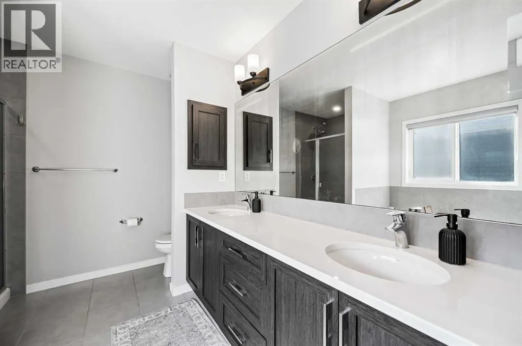 856 West Lakeview Drive