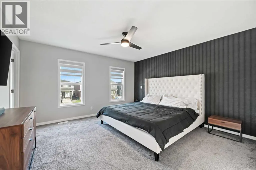 856 West Lakeview Drive