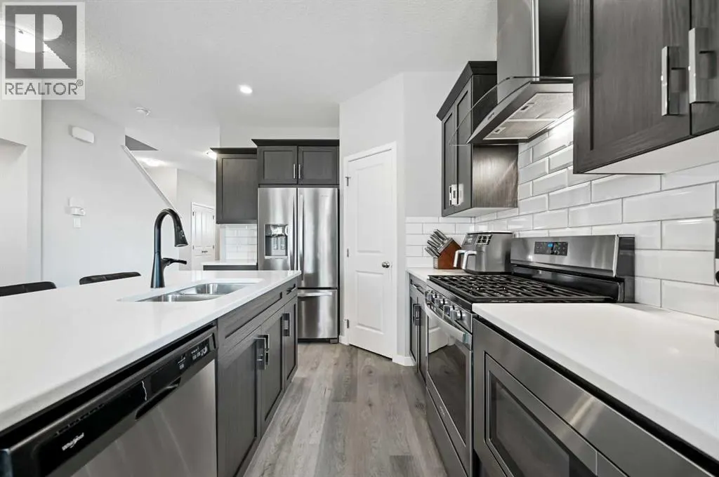 856 West Lakeview Drive