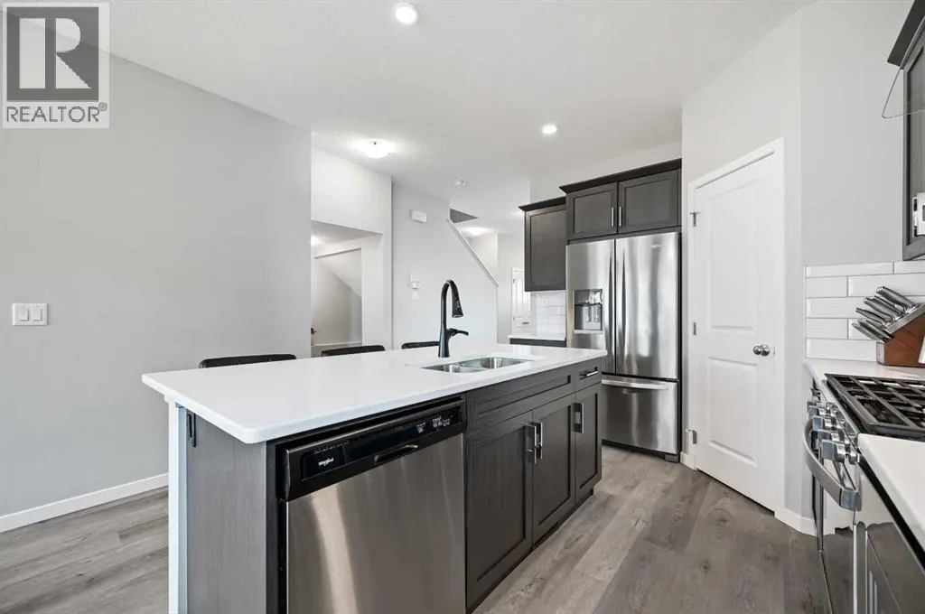 856 West Lakeview Drive