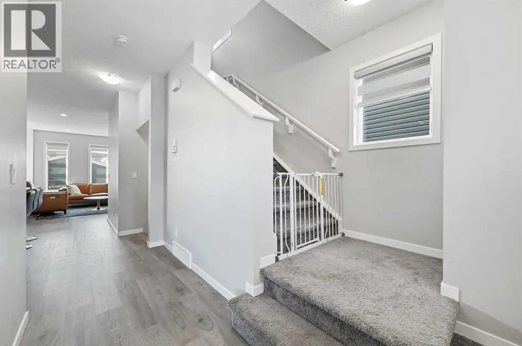 856 West Lakeview Drive