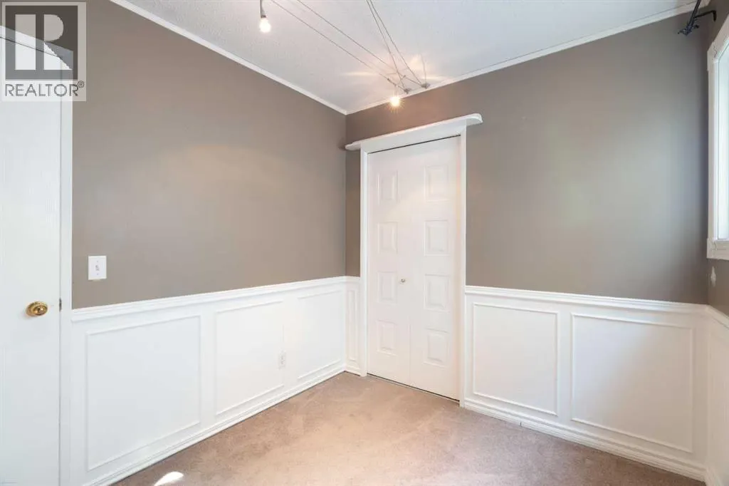 39 Bearberry Crescent NW