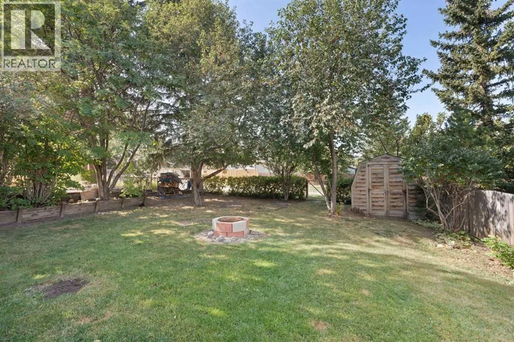 39 Bearberry Crescent NW