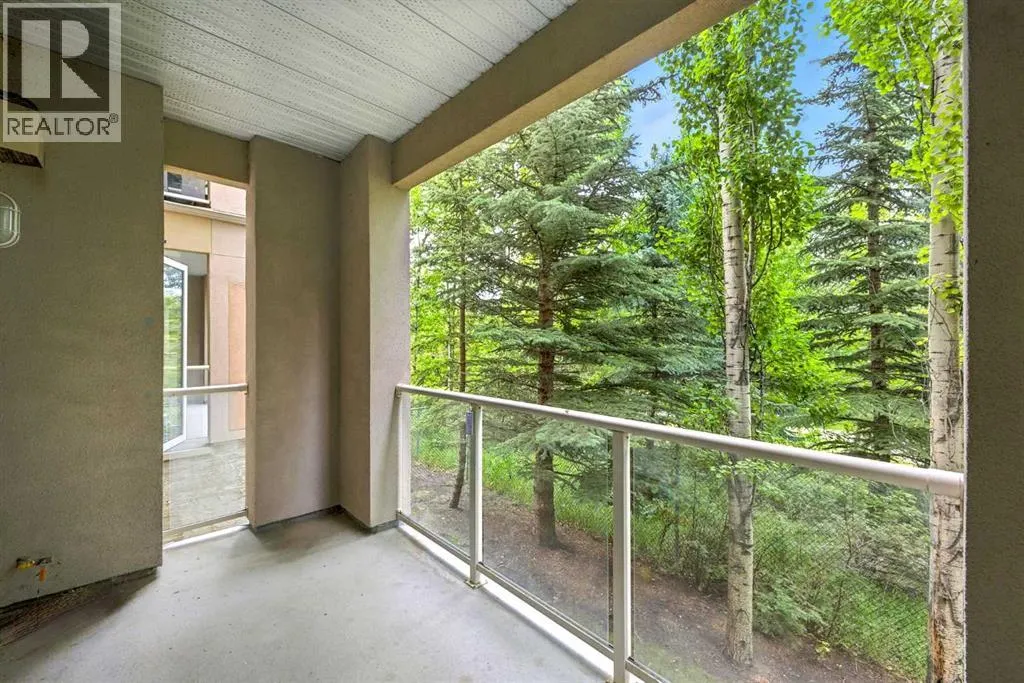 8103, 14 Hemlock Crescent SW