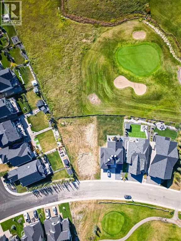 496 Muirfield Crescent