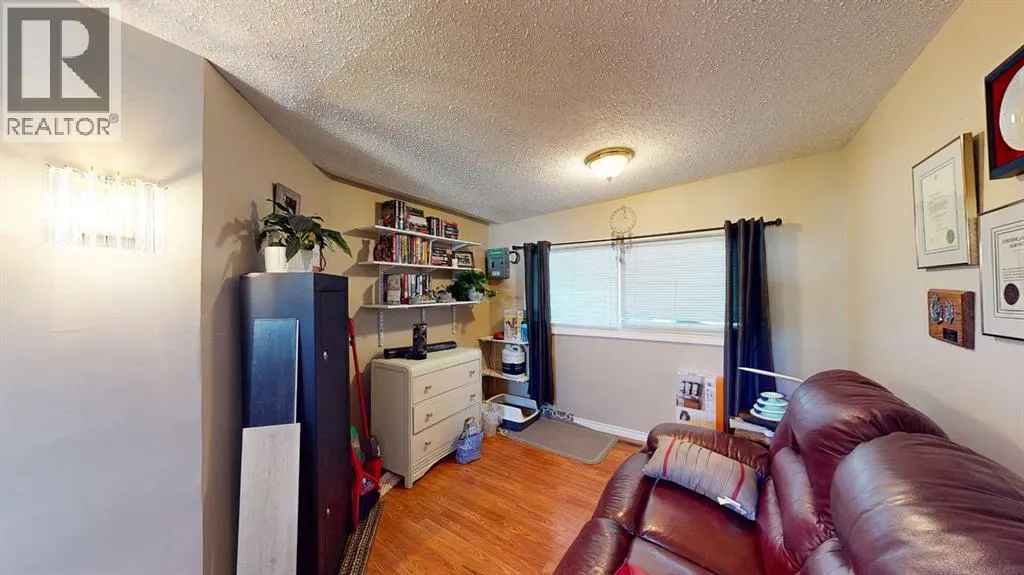 25 De Havilland Boulevard SW