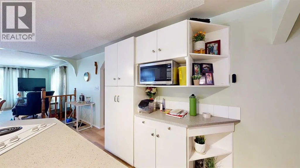 25 De Havilland Boulevard SW