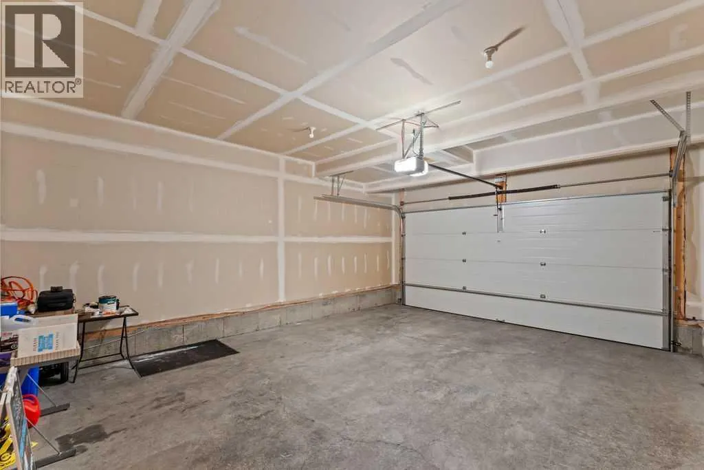 59 Howse Manor NE