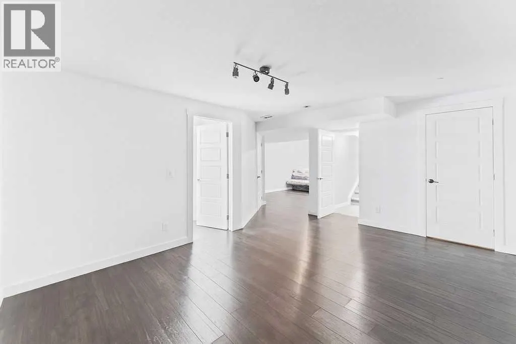 59 Howse Manor NE