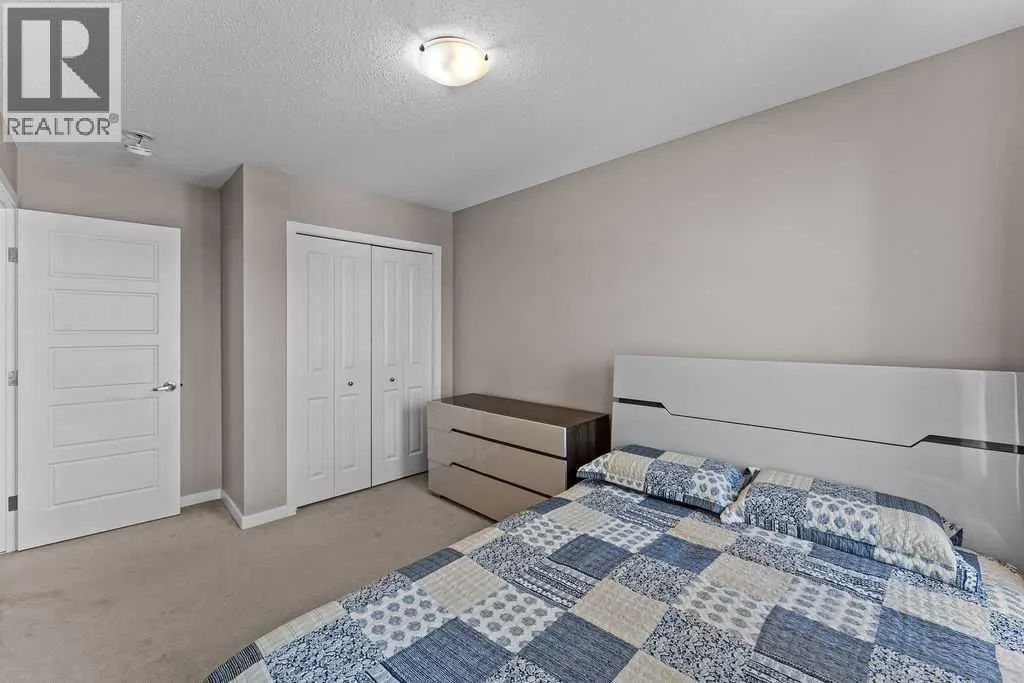 59 Howse Manor NE